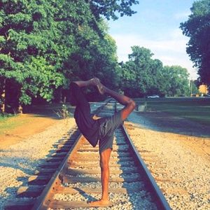 Meet your Posher, Cameron